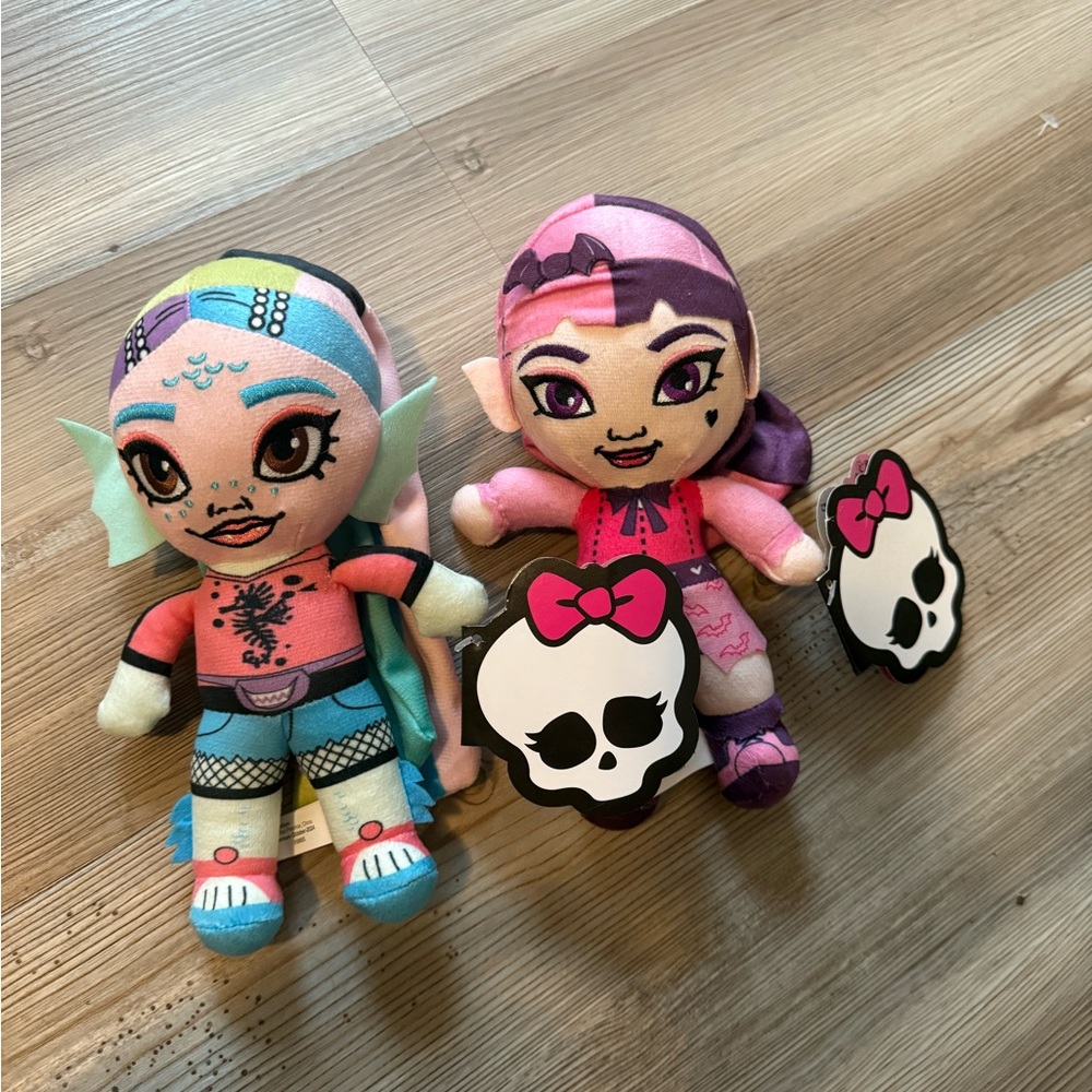 Monster High Plush Doll Set - Draculora and Lagoona Blue